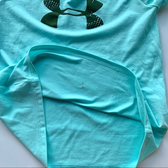 Under Armour | Loose Fit V-Neck Short Sleeve | YOUTH MEDIUM - Picture 9 of 11